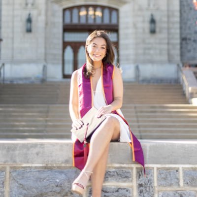 Virginia Tech ‘25 Writer for VT on SI IG wintersphoebe TikTok phoebe.winters