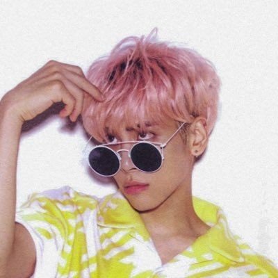 ꒰ ENG/ESP | 18 ꒱ I tried including Taylor Swift in the mix, but turns out I love her!