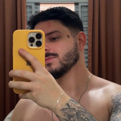 Damiiiani's profile picture. ah, um vôlei, diva pop e autodestruição
