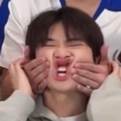 apa aja dikerjain — 1/2 freelance | Carat - Sai - BEUS !🩷💙 back up acc @avxcloude (kena 🍣) THAIchayanon🕊️ Peemwasu🎶