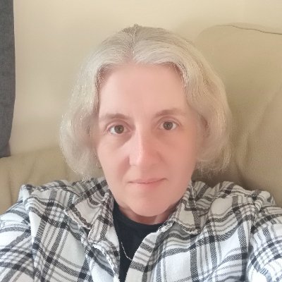 Cazcham's profile picture. Loquax