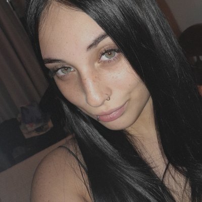 Small-town cutie with a dirty little smile 😉
Click the Free link & see why South Dakota’s not so quiet 👇