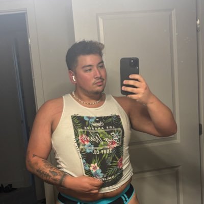 Pure of Heart, Dumb of Ass | He/They | ATL | Architect | Virgo ♍️ | Peruvian🇵🇪 | 🏳️🌈 |#BlackandTransLivesMatter mostly sfw (ask and ye shall receive)