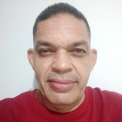 Soy una persona , vivir cada momento de la vida como único.