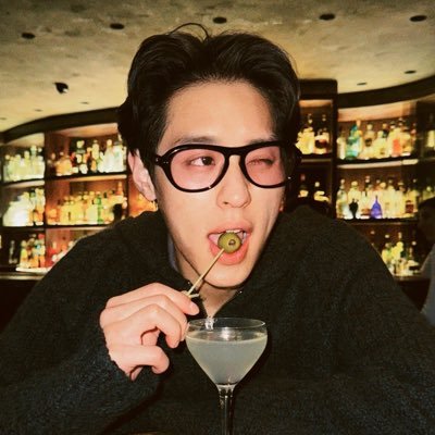 peachymoodyy's profile picture. เขาหวงเรามั้ย - จริงๆแล้วเดี๋ยวเดี๋ยวนี้แบบเราก็ให้เกียรติกันมากกว่า ใครใครจะทำอะไรก็ไม่ได้แบบมามาแบบมามามีอะไรอย่างเงี้ยะ รู้บ้างไม่รู้บ้างก็ไม่เป็นไร