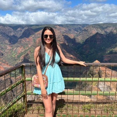 RoopalDixit's profile picture. 