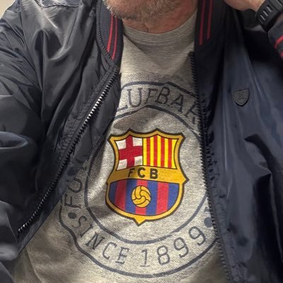 VISCA EL BARÇA Nací Culé y con Cruyff. “El último vestido no tiene bolsillos