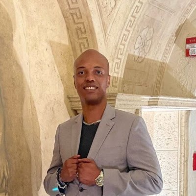 VilelaRobe39101's profile picture. 
