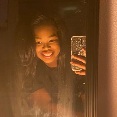 nitaadesiree's profile picture. yeehaw