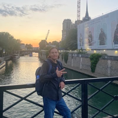 exilioshagy's profile picture. 