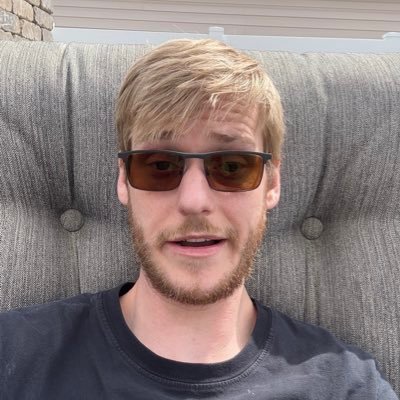 TzarNoble's profile picture. just a gamer