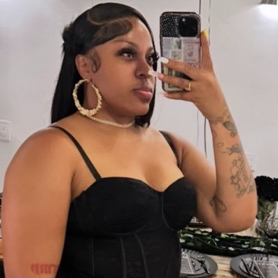 PRESIDENT OF THE BAD BCHS 🌈🥰 Me vs. everybody! You know I’m a different girl. I come from a different world 🫦.🦋