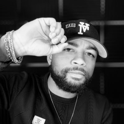 royyal1_'s profile picture. 𝐸𝓈𝓉. 𝟤𝟢𝟣𝟨