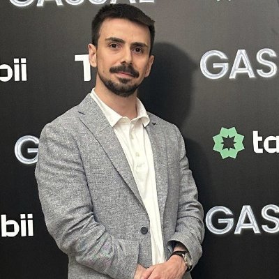 Mert_Ercan's profile picture. Frontend Developer @trt @tabiiresmi

Writing code. Asking questions. Building quietly, growing deeply.