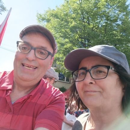 FranzFederhen's profile picture. Immer noch verliebt❤#Jugendhilfe #Grün #verdi #lesen #Freiheit #Jazz #Weltmusik #Kino #Inklusion #Klimawendel #Antisemitismus #Rassismus #noafd 🇺🇦🏳‍🌈🚦