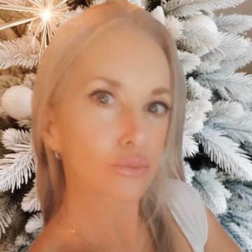 ✨🐎✨ Lover of horses,tech,AI , luxury, media, art . Unbridled innovation with beauty. @venturebank @cloudcom Cheray Unman https://t.co/6hqhZTE5Jp https://t.co/q3nCroTEr4