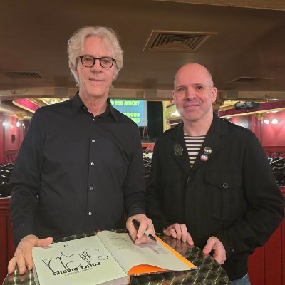 Serial whinge bag, proud dad, 'ninja' bass player, LFC fan, @LibDems member, general waste of space. Also cooler than @tomallencomedy, but not as funny.