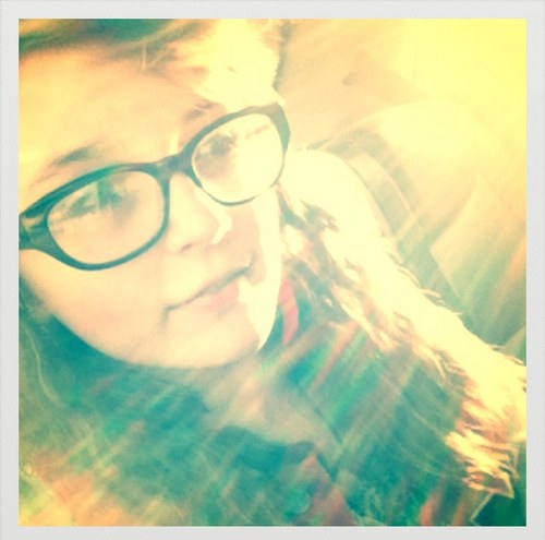 loopyem123's profile picture. loading...