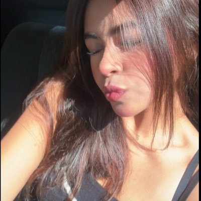 karlita_pnm's profile picture. 🐰ྀིྀི 🎧🎀