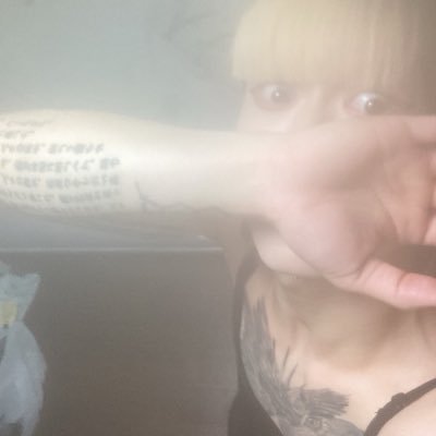 skg_yozakura's profile picture. 大阪 / ｻｷｶﾞｹﾖｻﾞｸﾗ / 05 / trap metal(?) / IG:skg_71717