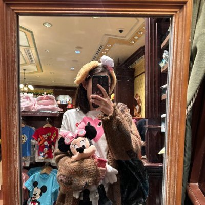 linhhuyen1503's profile picture. When life gets blurry, adjust your focus 🙂