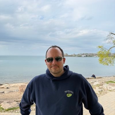 Second account of @JustinJKirkwood. Proud American 🇺🇸, Yinzer 🖤💛, and aficionado of politics, sports, travel, cooking, TV/film, and the outdoors