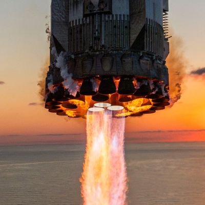 StarshipLaunch_'s profile picture. Retweeting SpaceX tweets about Starship!