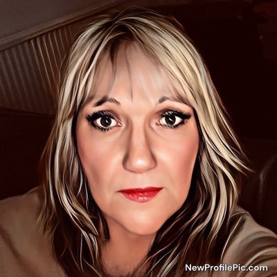 Love animals especially cats,reading, ballet,theatre,music,travelling & walking. Support 50’s women & the emergency services.Girly swot