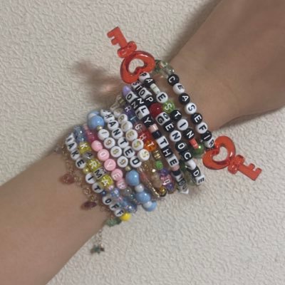 観劇(特にミュージカル)、星野源、テイラースウィフト、アイナナ、まほやく、刀剣乱舞が好き🫶宝塚とディズニーは大好きだけど不買中🚫