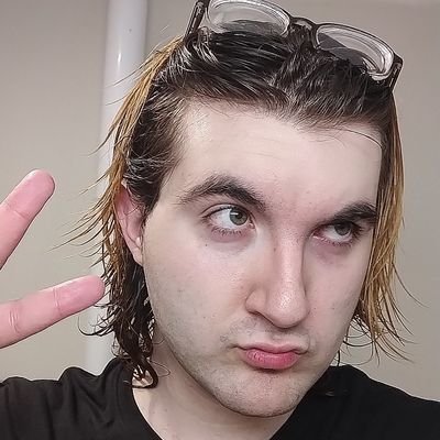 26
Married 04/12/25 ❤️
Queer /// Gay AF 🏳️🌈
nonbinary
furry fandom (🦊 fursona)
fart fetish enthusiast (no rp sorry)
NSFW 🔞
singer/songwriter 💓