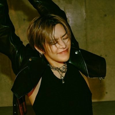 初心者シズニ・大人シズニ(娘社会人息子大学生)🙇♀️最推し유타悠太さん🍒🍑🐶NCT127❤️🔥無言フォロー大歓迎です☺️仲良くしてください、よろしくお願いします🙇♀️