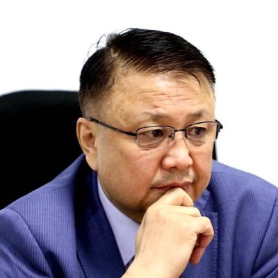 Эдийн засгийн ухааны доктор(PhD). Хэнд ч, хэзээ ч, юуг ч тайлбарлахыг бүү оролд. аливааг хүн өөрийн хүссэнээрээ хүлээж авдаг. #төсөв #мөнгөнийбодлого #гадаадөр