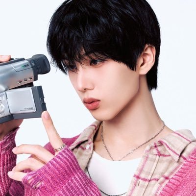 #CHENJI: this bitch won’t stop writing about us! : 💌 fitting renjun in my pocket (real).🩰ཻུ 🐇·˚₊⊹₊˚ෆ — minors dni
