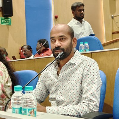கல்வி சார்ந்த சுய தொழில். 'யாதும் ஊரே யாவரும் கேளிர்' தமிழ் தேசியம்💪 இளைஞர் பாசறை மாநில ஒருங்கிணைப்பாளர்- நாம் தமிழர் கட்சி
