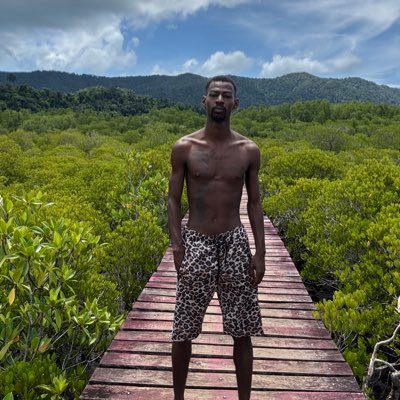 🇯🇲Trimaican🇹🇹 Skinny 9.3” Dick 📸Adult Content Creator📸 London🇬🇧📍🤙🏾DM FOR PROMO🚨