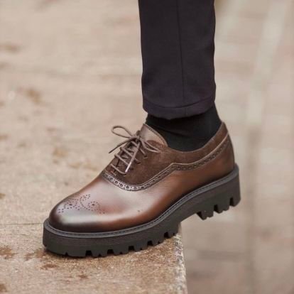 Makes both male and female footwears
Dm via WhatsApp at:08082207315
Back up acc @KENTO67899
KENTO WEARS