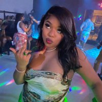 Le (@leahrainee) 's Twitter Profile