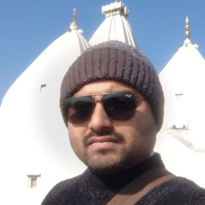 SahaChinmoy27's profile picture. 
