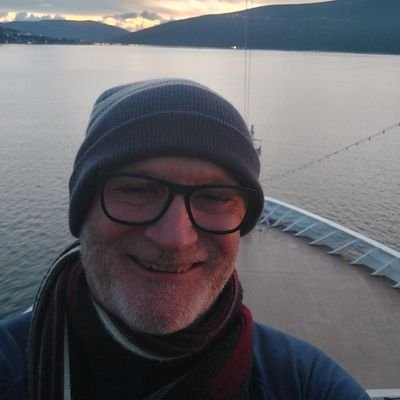 Journalist and editor who loves travel, languages, music. CELTA qualified teacher.