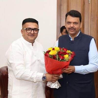 MRadiowala's profile picture. I M NOT A KING, I M KINGMAKER  !!!!