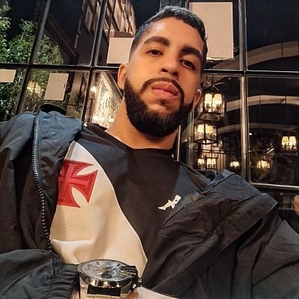 MlrCap's profile picture. Soli Deo Gloria 🌟

Vasco 💢

Lightweight Contender 🥊

Lado 🅱️

Operador Luminotécnico 💡

The last gamebred right here, baby 🌃