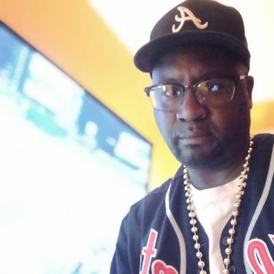 KnoltonHall's profile picture. Laid back, hard working