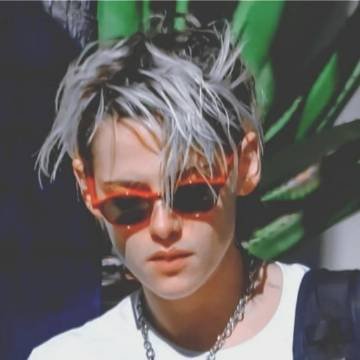 maylolspride's profile picture. Consultant � | Fixing problems you didn’t know you had 🤔