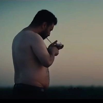 ما با کرد لر ترک هموطنیم اما با تورک لور کورد دشمن خونی هستیم و ننه شون رو میگاییم
ما سر خاک ایران مون با هیچ مادرجنده ای تعارف نداریم
دست به فحشمم عالیه