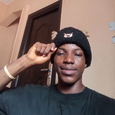 harrynice_'s profile picture. I don't chase I attract, what is meant for me will always be mine. 🙂