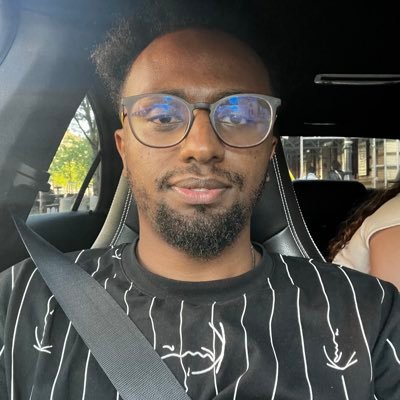 yolash_y's profile picture. software engineer