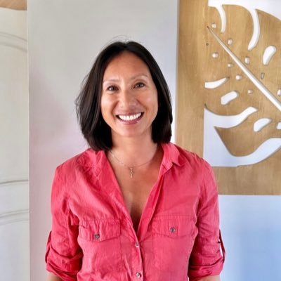 Founder and Intuitive Mentor @UmamiJourneys. Freedom. Abundance. Growth. Connection. Truth. 🗡️ Scaling Love ® starts with you. 💃🏽✨🦋🌎🌹