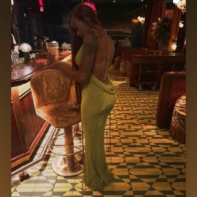 a sweetheart with intrusive tweets so just stay off here 👐🏾👐🏾 🎥 tik tok : slay with milly