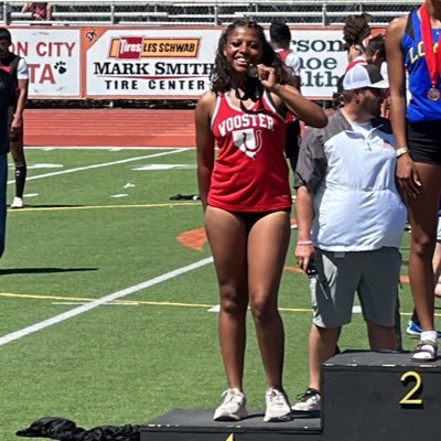 track and field~ long & triple jump 🥇 Wooster high school 🐴 3.5 GPA Reno NV📍775-357-4094 Jimenaamadrid07@gmail.com