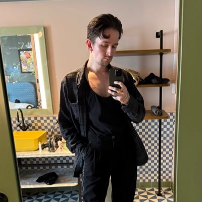 29. he/him. game scout/devrel @Unity @unitygames. prev: co-editor @thestartmenu. a bit pansexual really 🏳️🌈. find me on Bluesky instead